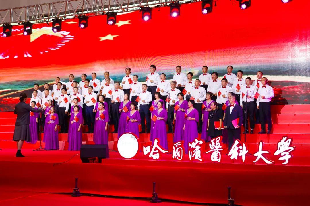 空间型大前锋！广东队有望引进“2米07四号位”，大外援的答案！